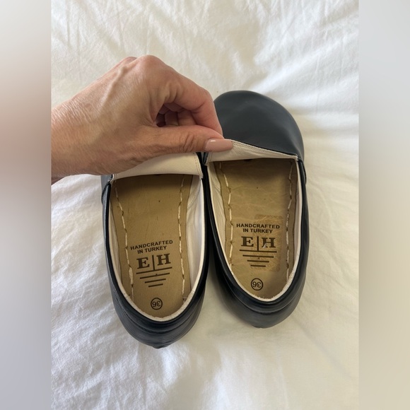 SOLD - Picture 8 of 9